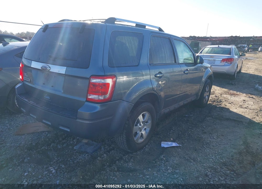 2010 FORD ESCAPE LIMITED VIN: 1FMCU0E75AKB66765