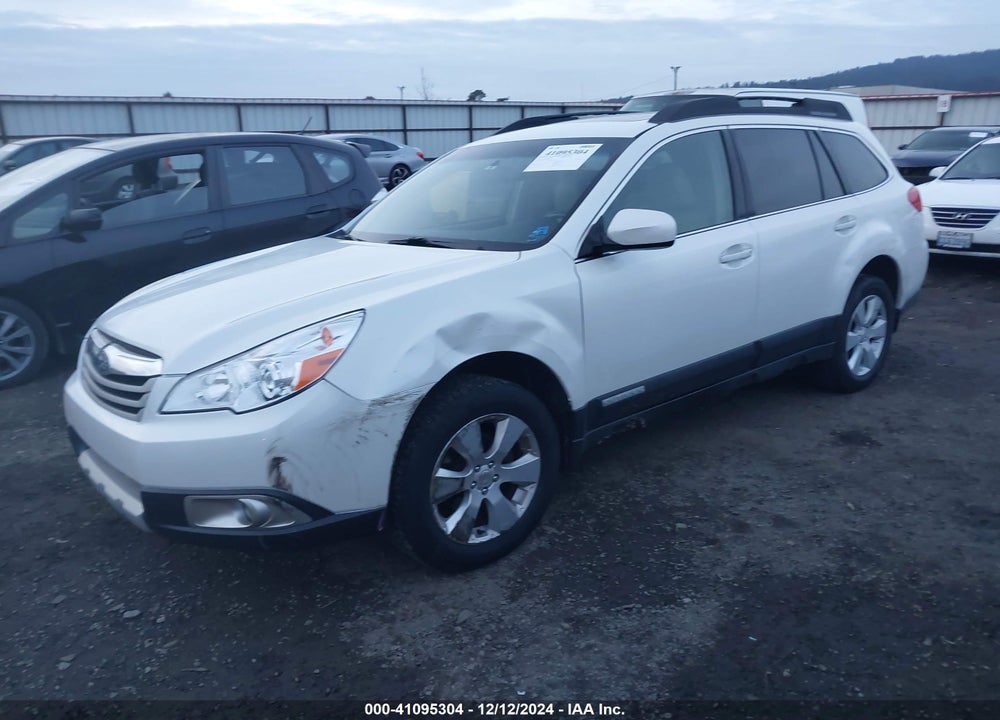 2011 SUBARU OUTBACK 2.5I LIMITED VIN: 4S4BRBKC3B3360748