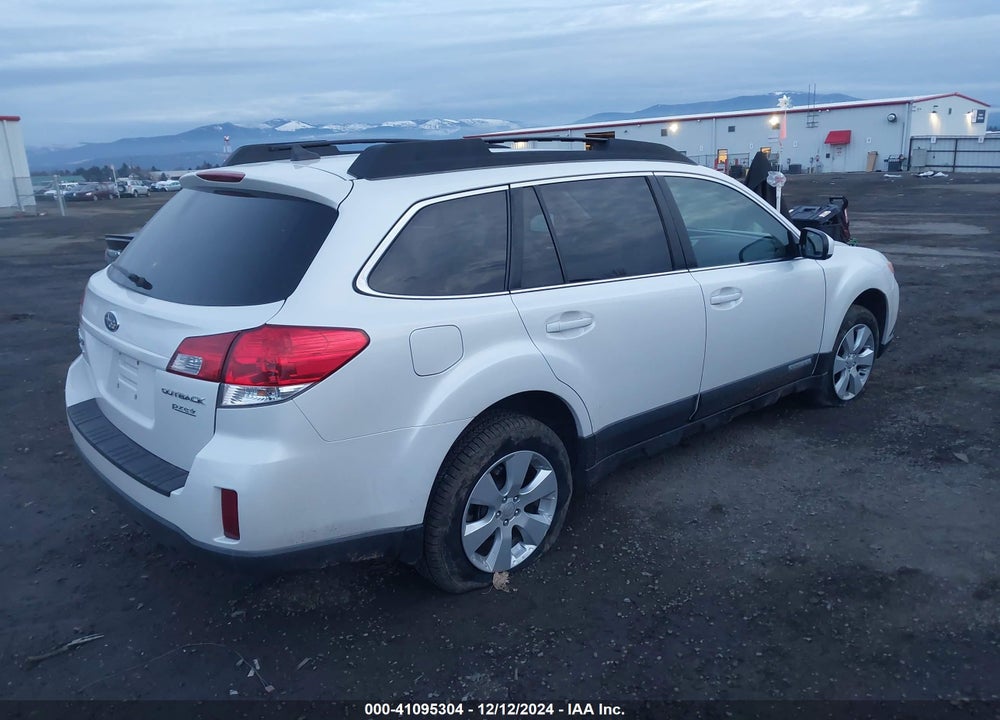 2011 SUBARU OUTBACK 2.5I LIMITED VIN: 4S4BRBKC3B3360748