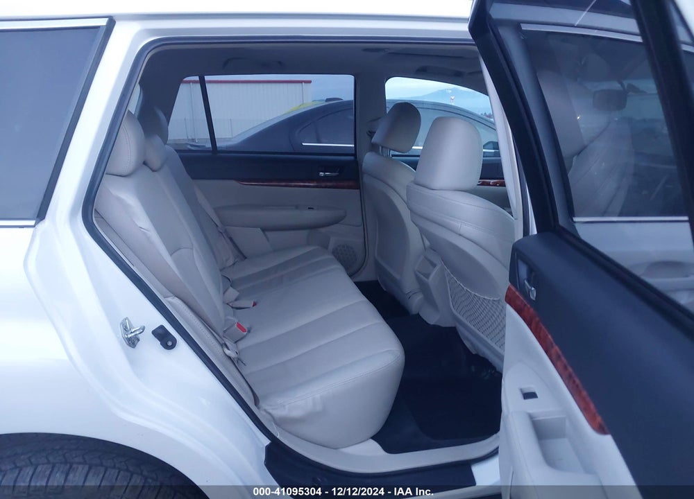 2011 SUBARU OUTBACK 2.5I LIMITED VIN: 4S4BRBKC3B3360748