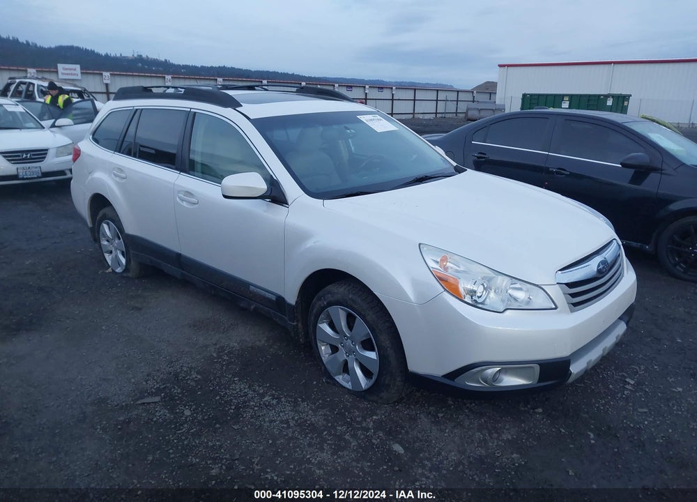 2011 SUBARU OUTBACK 2.5I LIMITED VIN: 4S4BRBKC3B3360748