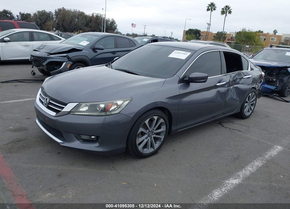 2015 HONDA ACCORD VIN: 1HGCR2F56FA215369