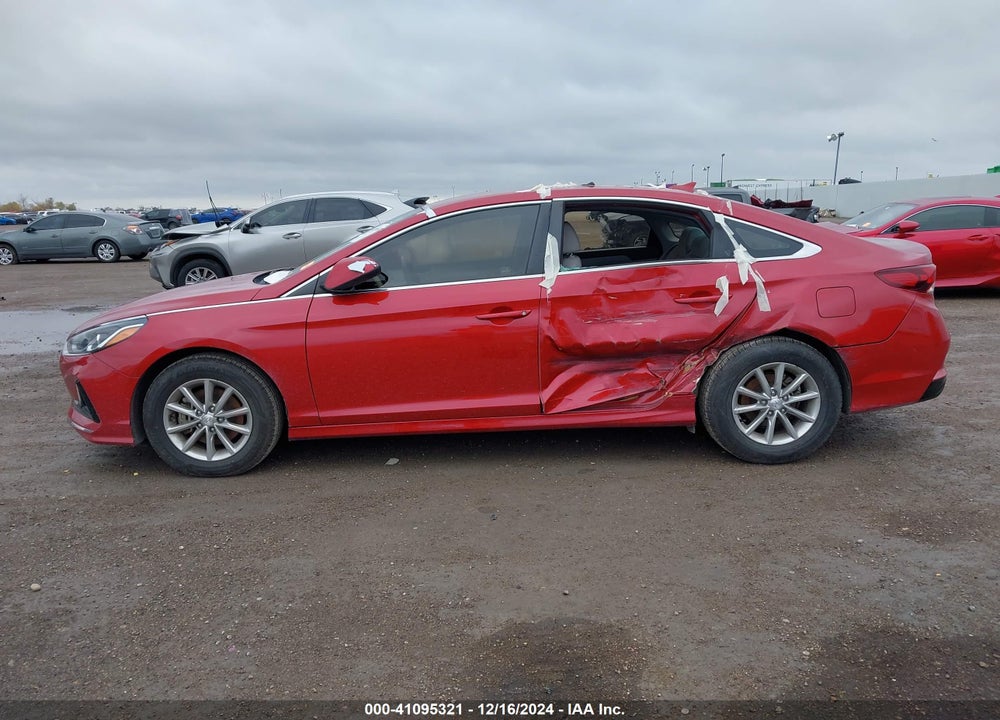 2019 HYUNDAI SONATA VIN: 5NPE24AF1KH748854