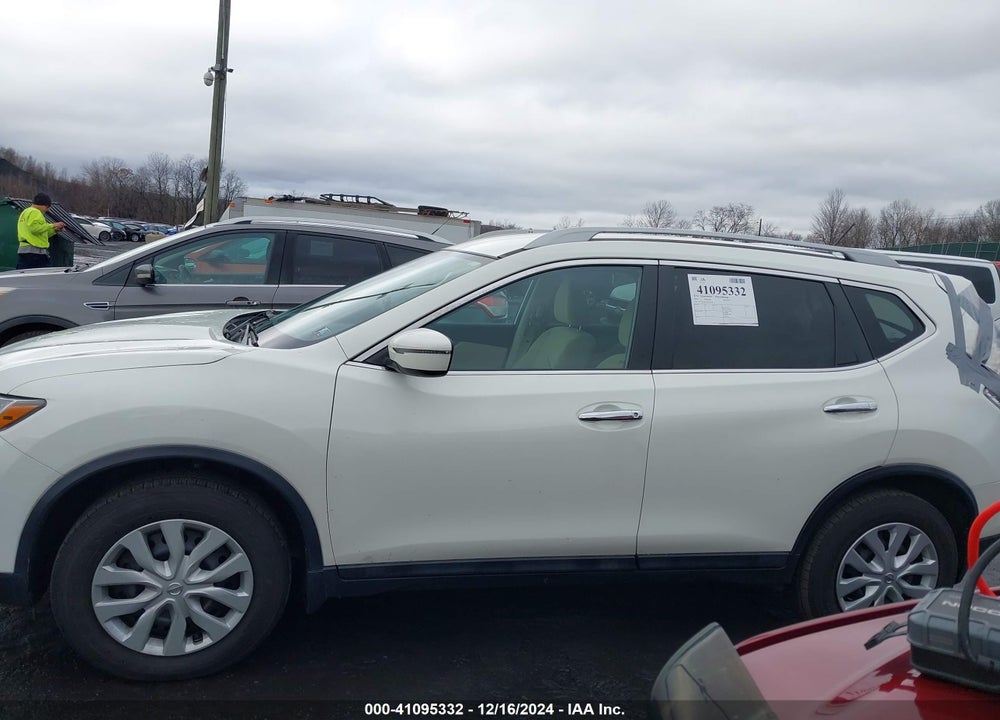 2016 NISSAN ROGUE S VIN: 5N1AT2MV1GC827278