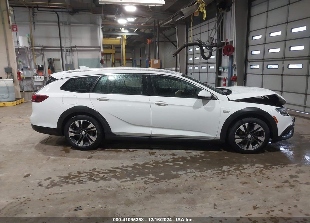 2019 BUICK REGAL TOURX VIN: W04GV8SX3K1025572