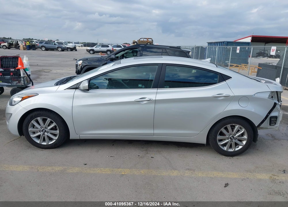 2015 HYUNDAI ELANTRA SE VIN: 5NPDH4AE0FH638112