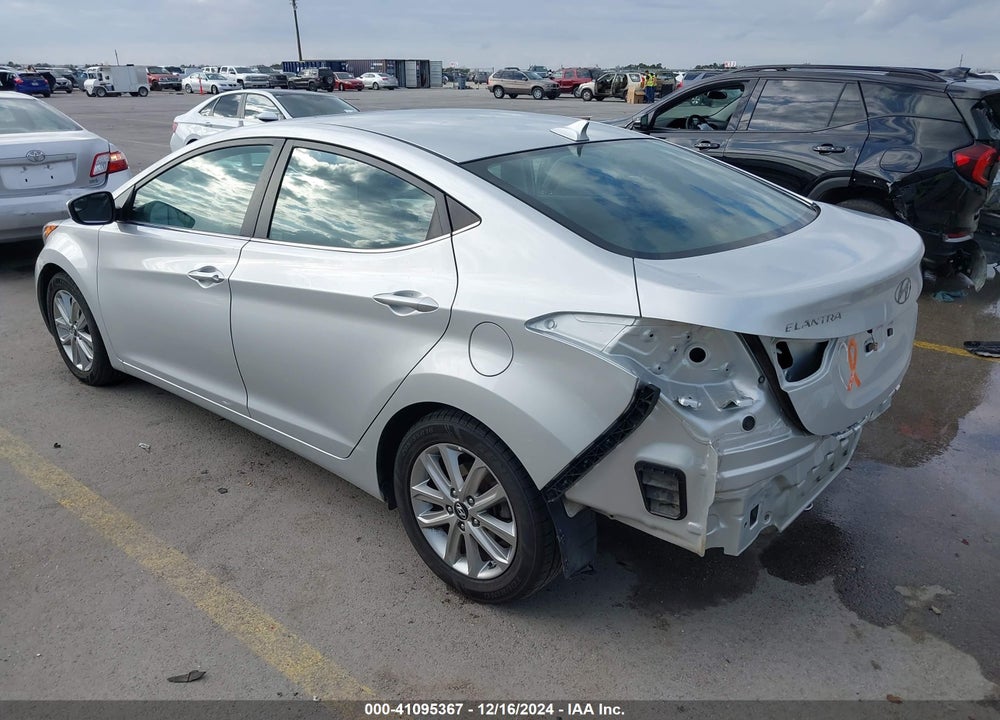 2015 HYUNDAI ELANTRA SE VIN: 5NPDH4AE0FH638112