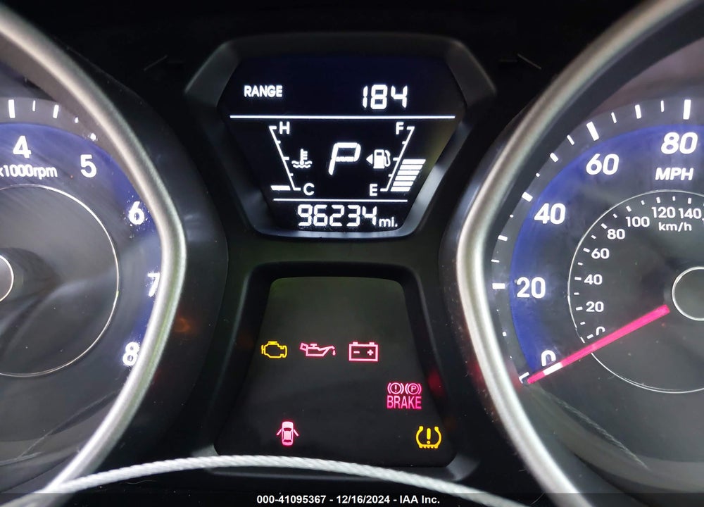 2015 HYUNDAI ELANTRA SE VIN: 5NPDH4AE0FH638112