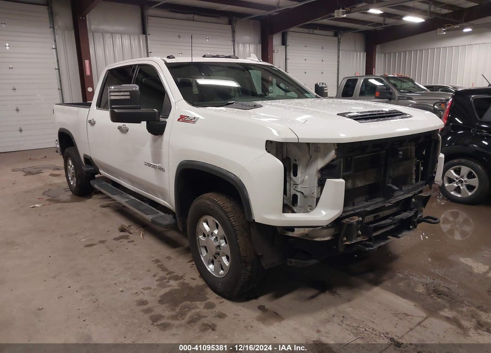 2020 CHEVROLET SILVERADO 3500HD 4WD  STANDARD BED LTZ VIN: 1GC4YUEY1LF263034