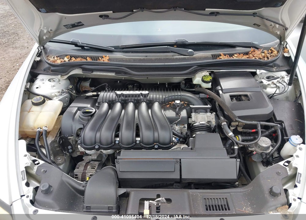 2009 VOLVO S40 VIN: YV1MS382392455679