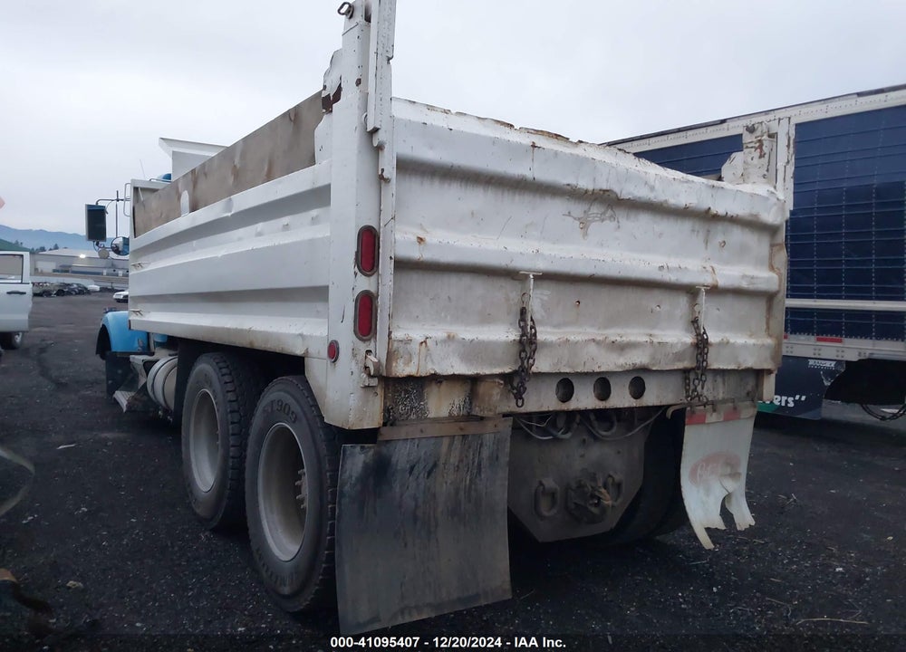 1993 KENWORTH CONSTRUCTION T800 VIN: 1XKDD69X0PS596867