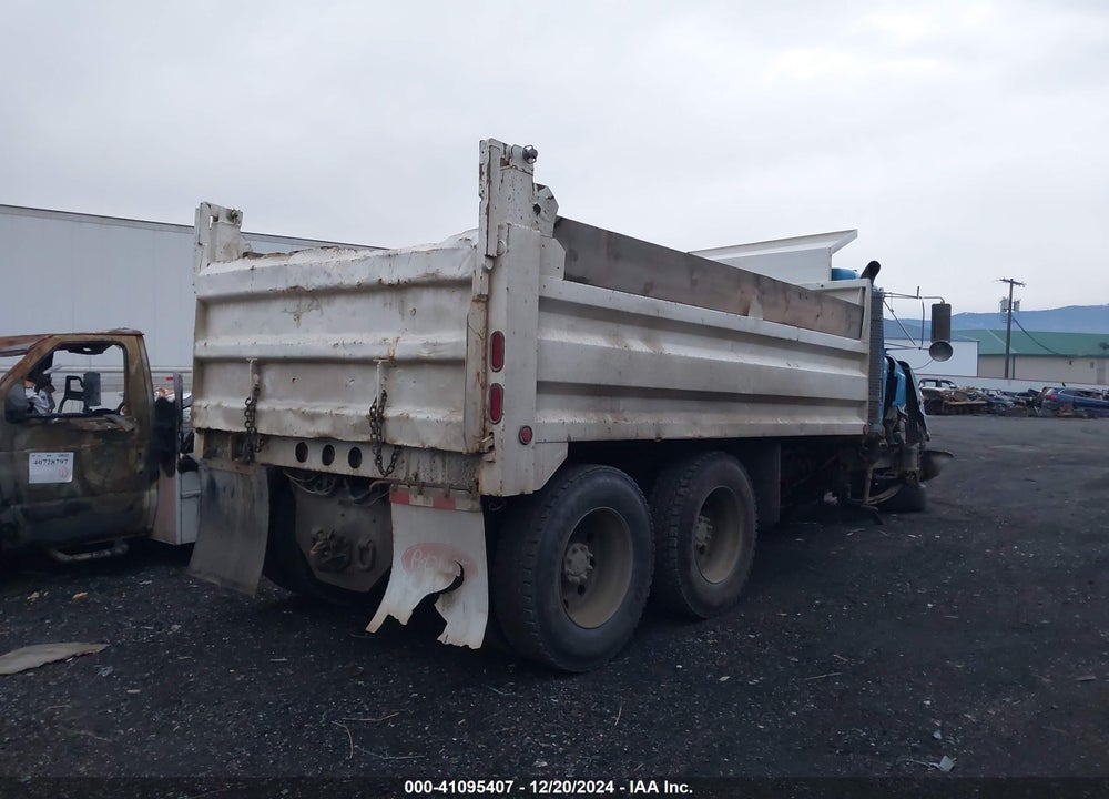 1993 KENWORTH CONSTRUCTION T800 VIN: 1XKDD69X0PS596867
