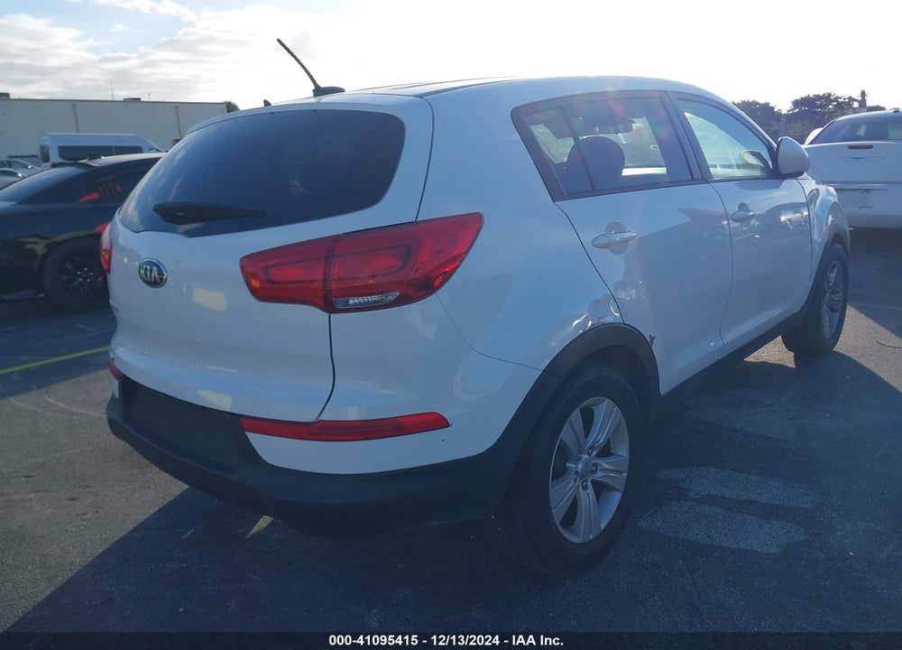 2016 KIA SPORTAGE LX VIN: KNDPB3AC7G7871062