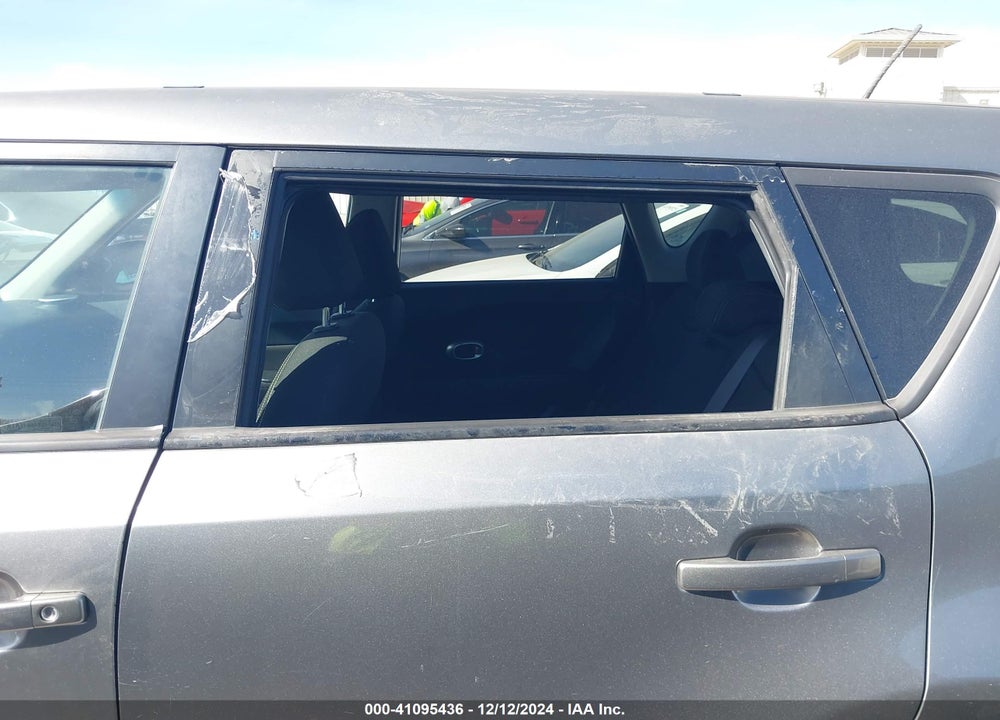 2014 KIA SOUL VIN: KNDJN2A26E7072126