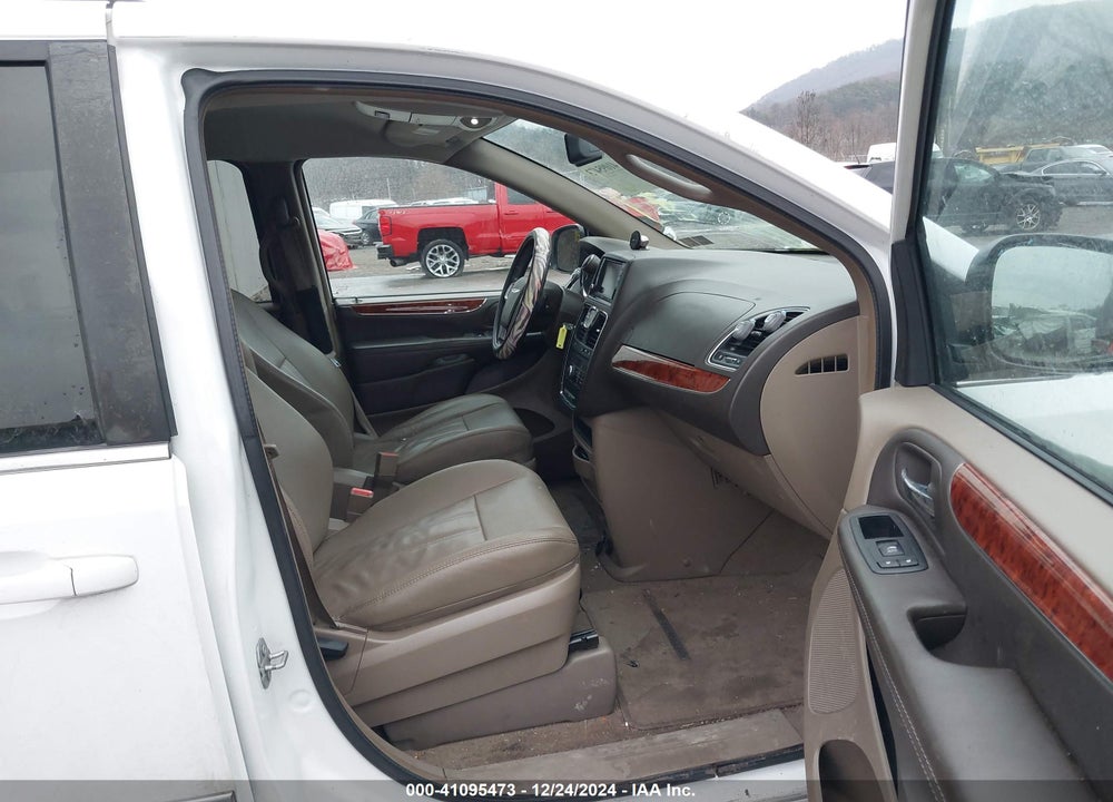 2016 CHRYSLER TOWN & COUNTRY TOURING VIN: 2C4RC1BG5GR300020