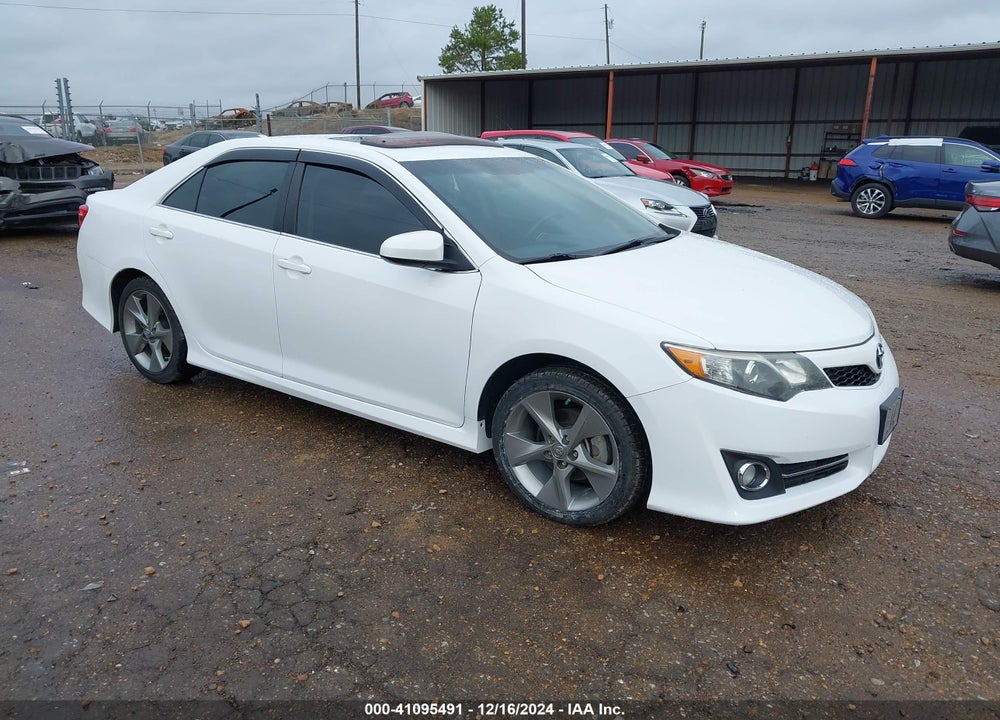 2014 TOYOTA CAMRY SE SPORT VIN: 4T1BF1FK3EU464787