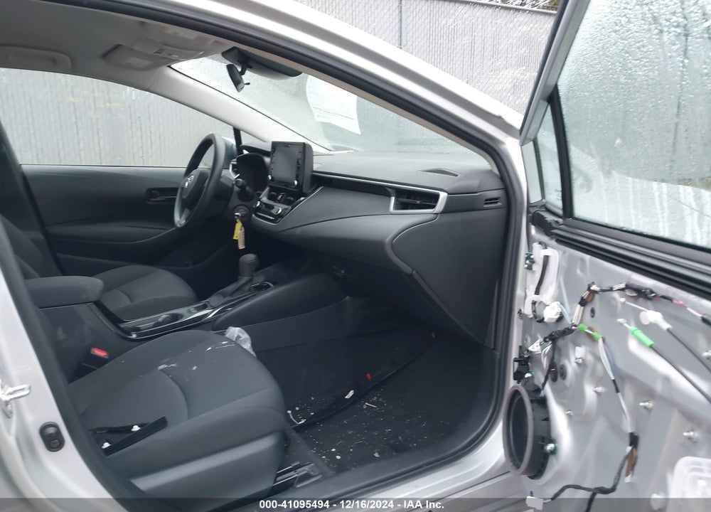 2022 TOYOTA COROLLA LE VIN: 5YFEPMAE9NP364384