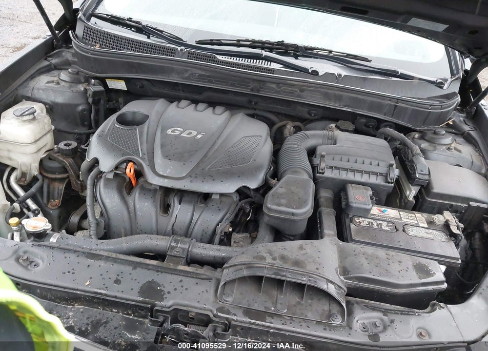 2011 HYUNDAI SONATA SE VIN: 5NPEC4AC0BH089460