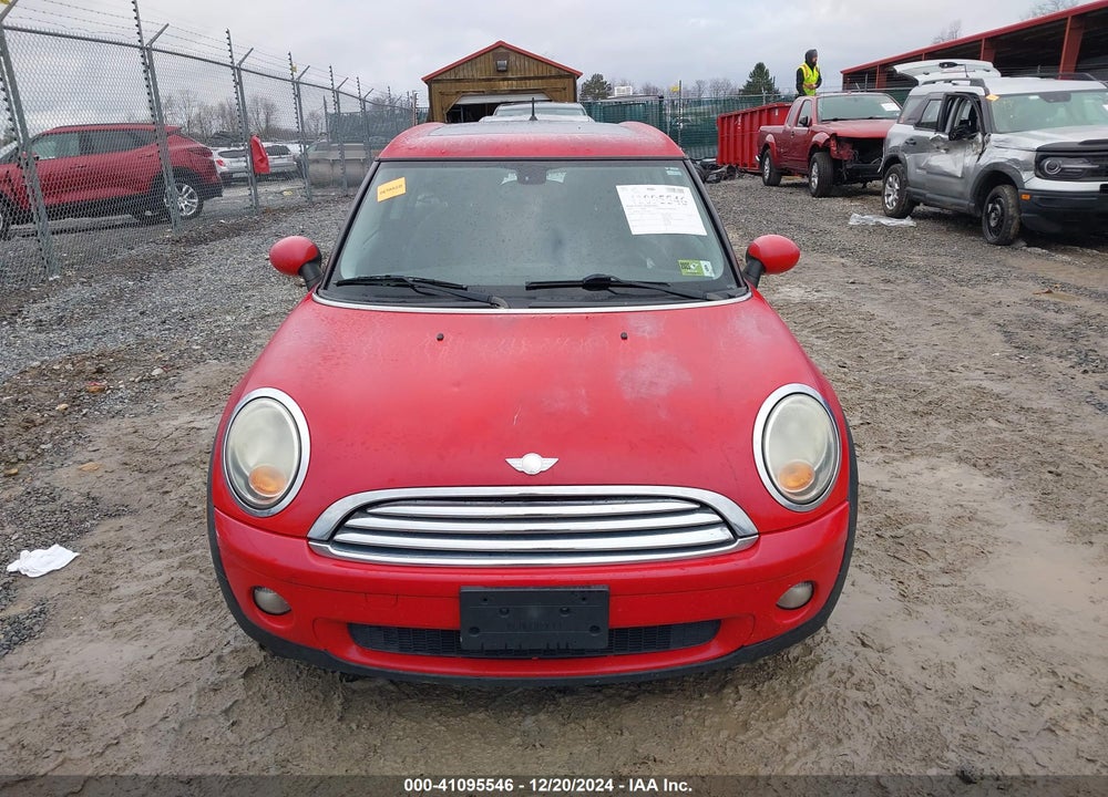 2008 MINI COOPER CLUBMAN VIN: WMWML33528TN68047