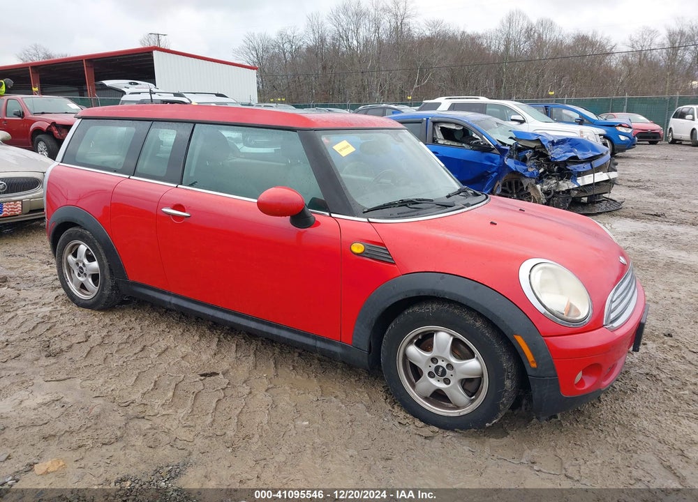 2008 MINI COOPER CLUBMAN VIN: WMWML33528TN68047