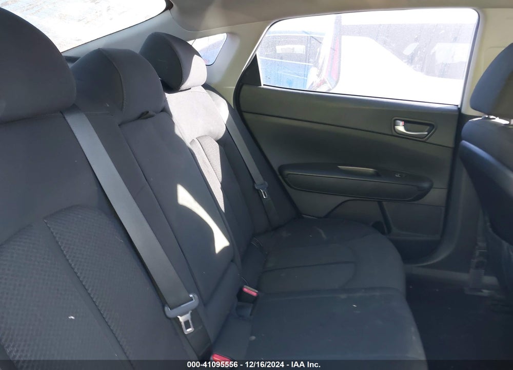 2016 KIA OPTIMA LX VIN: 5XXGT4L34GG040920