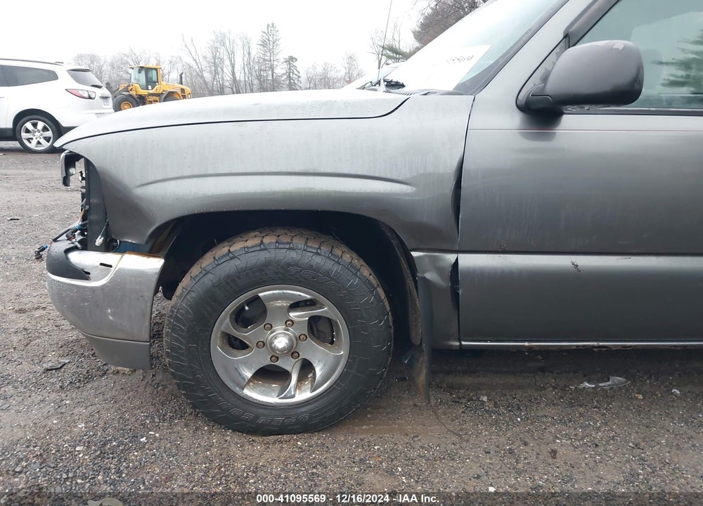2001 GMC SIERRA 1500 SL VIN: 1GTEC14W21Z267591