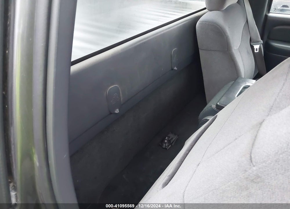 2001 GMC SIERRA 1500 SL VIN: 1GTEC14W21Z267591