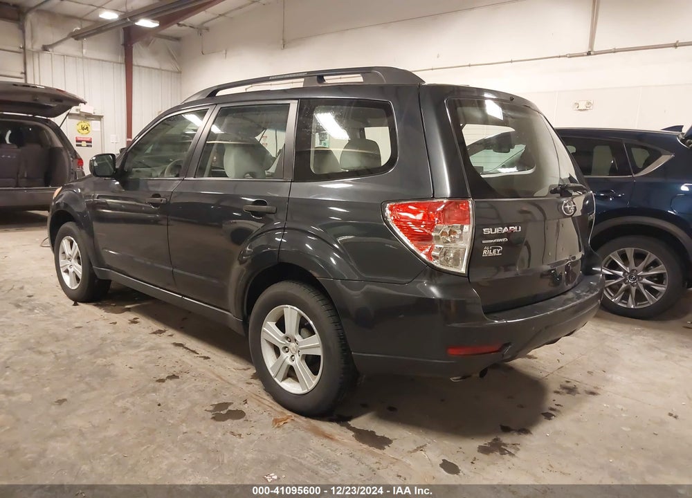 2010 SUBARU FORESTER 2.5X VIN: JF2SH6BC3AH775022