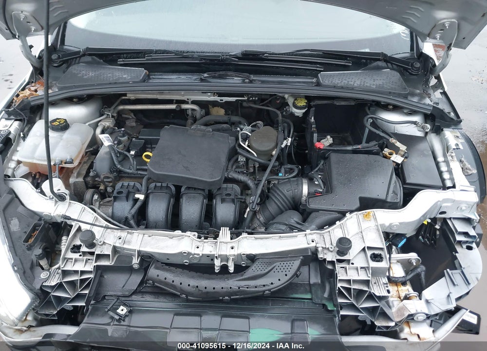 2015 FORD FOCUS SE VIN: 1FADP3K26FL317291