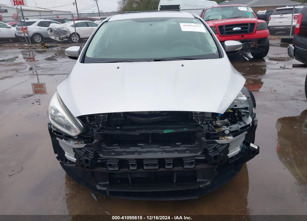 2015 FORD FOCUS SE VIN: 1FADP3K26FL317291