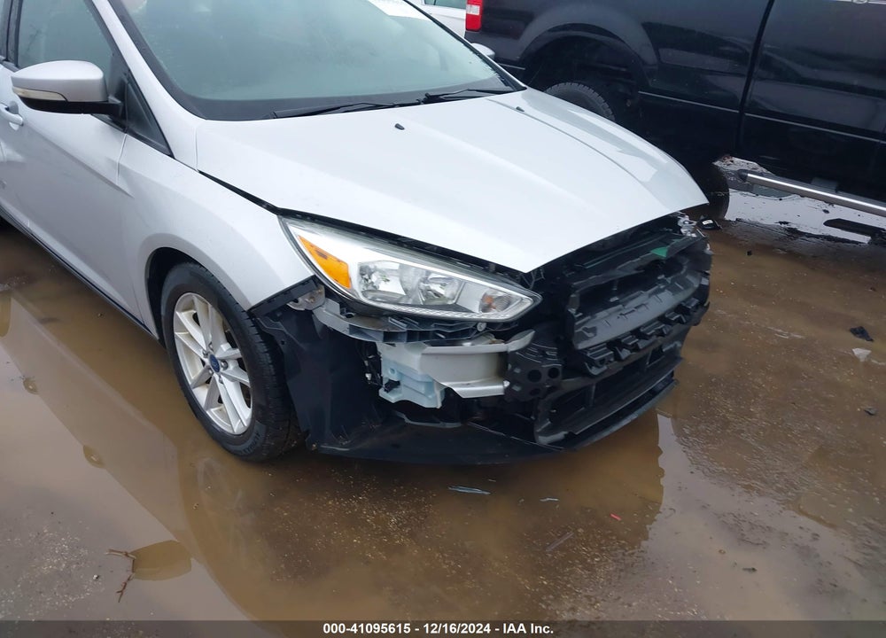 2015 FORD FOCUS SE VIN: 1FADP3K26FL317291