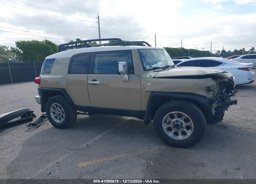 2012 TOYOTA FJ CRUISER VIN: JTEZU4BF1CK012635