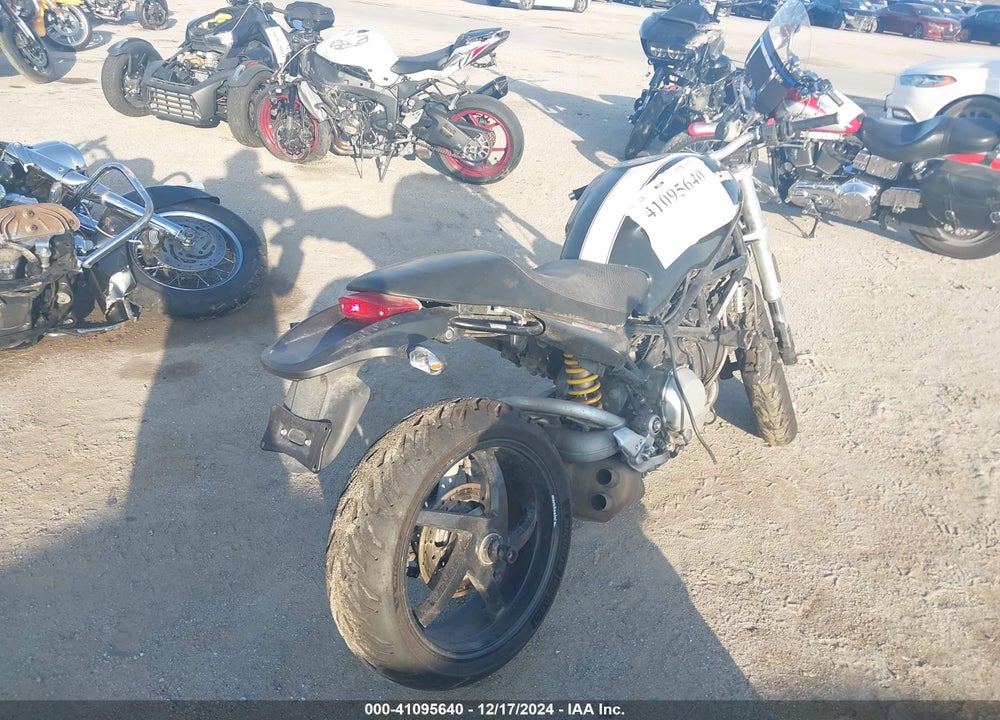 2007 DUCATI MONSTER S2R1000 VIN: ZDM1RABP67B096911