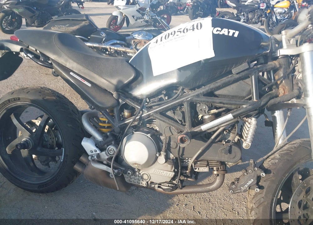 2007 DUCATI MONSTER S2R1000 VIN: ZDM1RABP67B096911