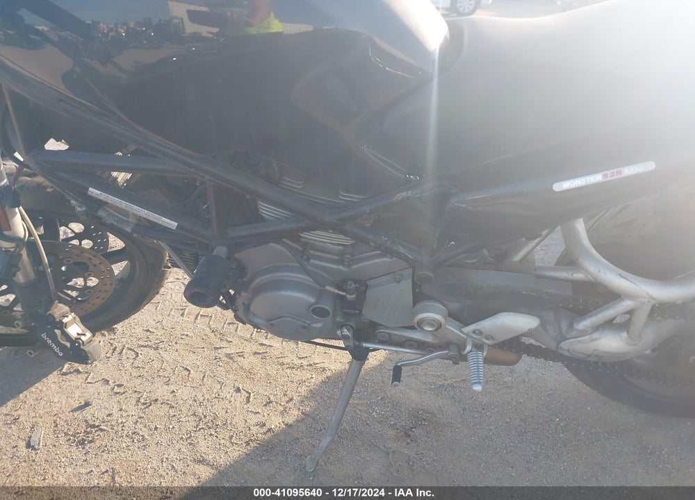 2007 DUCATI MONSTER S2R1000 VIN: ZDM1RABP67B096911