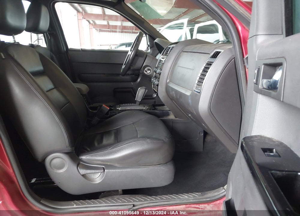 2008 FORD ESCAPE LIMITED VIN: 1FMCU04148KE82472