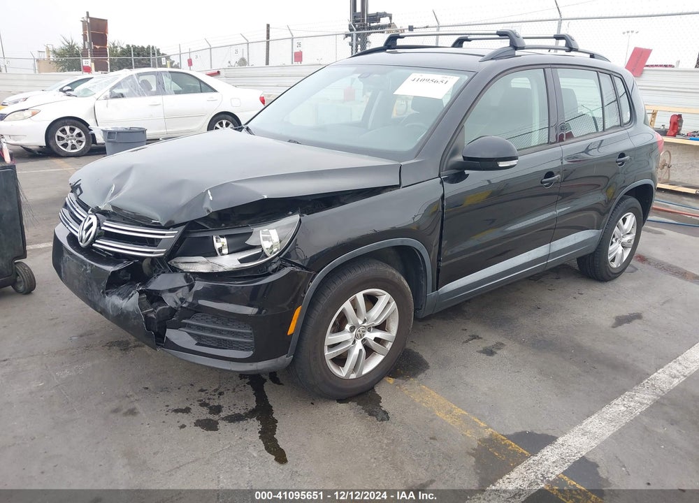 2016 VOLKSWAGEN TIGUAN S VIN: WVGAV7AX3GW600301