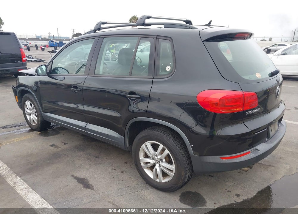 2016 VOLKSWAGEN TIGUAN S VIN: WVGAV7AX3GW600301