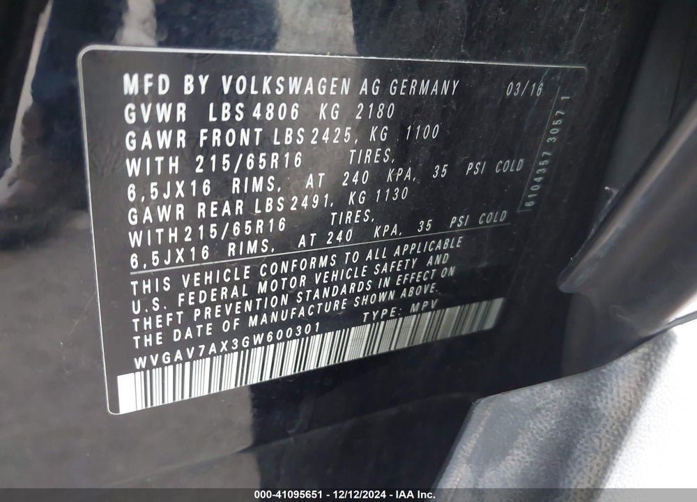 2016 VOLKSWAGEN TIGUAN S VIN: WVGAV7AX3GW600301