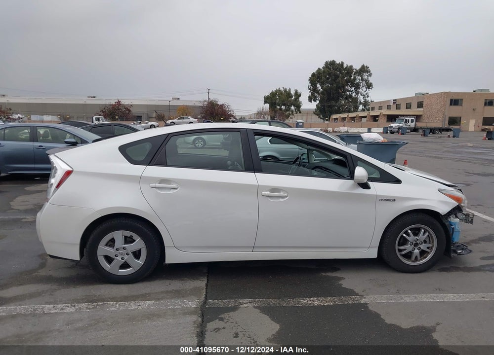 2011 TOYOTA PRIUS FOUR VIN: JTDKN3DU8B0262344