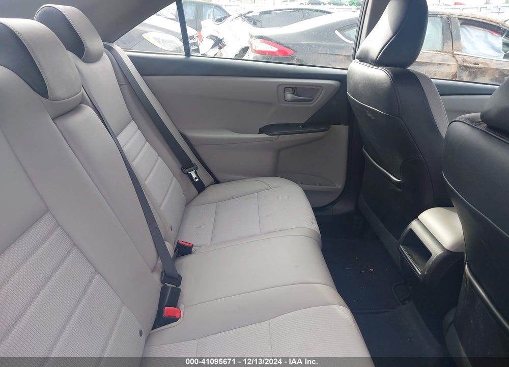 2017 TOYOTA CAMRY SE VIN: 4T1BF1FK4HU767291