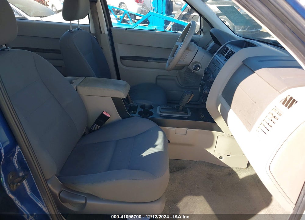 2008 FORD ESCAPE XLS/XLS MANUAL VIN: 1FMCU02Z68KB91285