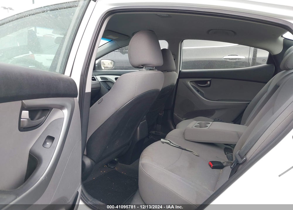 2014 HYUNDAI ELANTRA SE VIN: 5NPDH4AE0EH516459