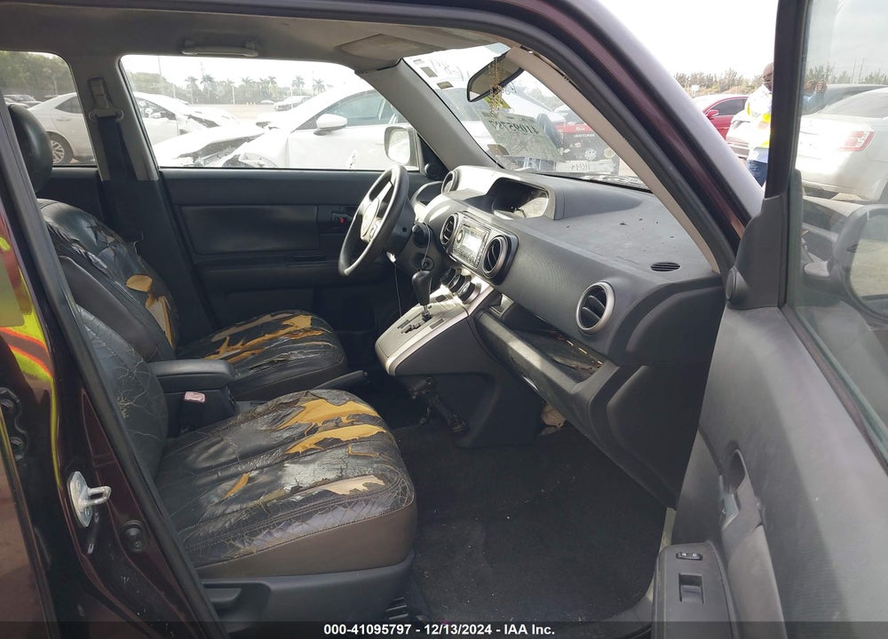 2008 SCION XB VIN: JTLKE50E881021840