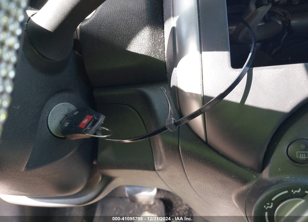 2013 NISSAN VERSA 1.6 SV VIN: 3N1CN7AP6DL880460