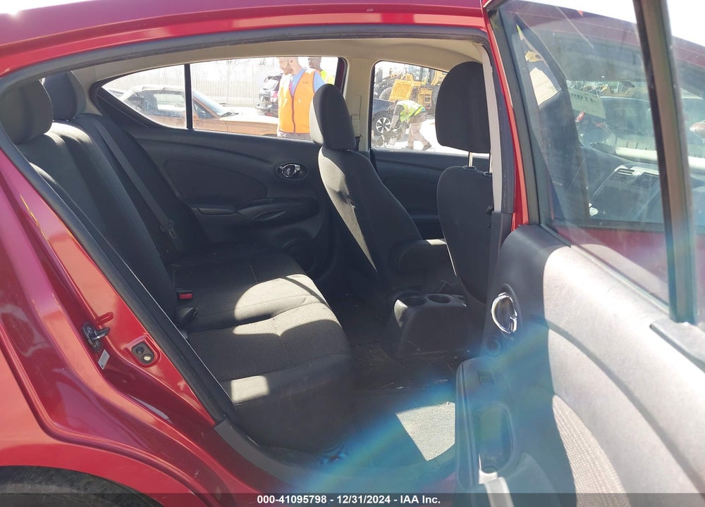 2013 NISSAN VERSA 1.6 SV VIN: 3N1CN7AP6DL880460