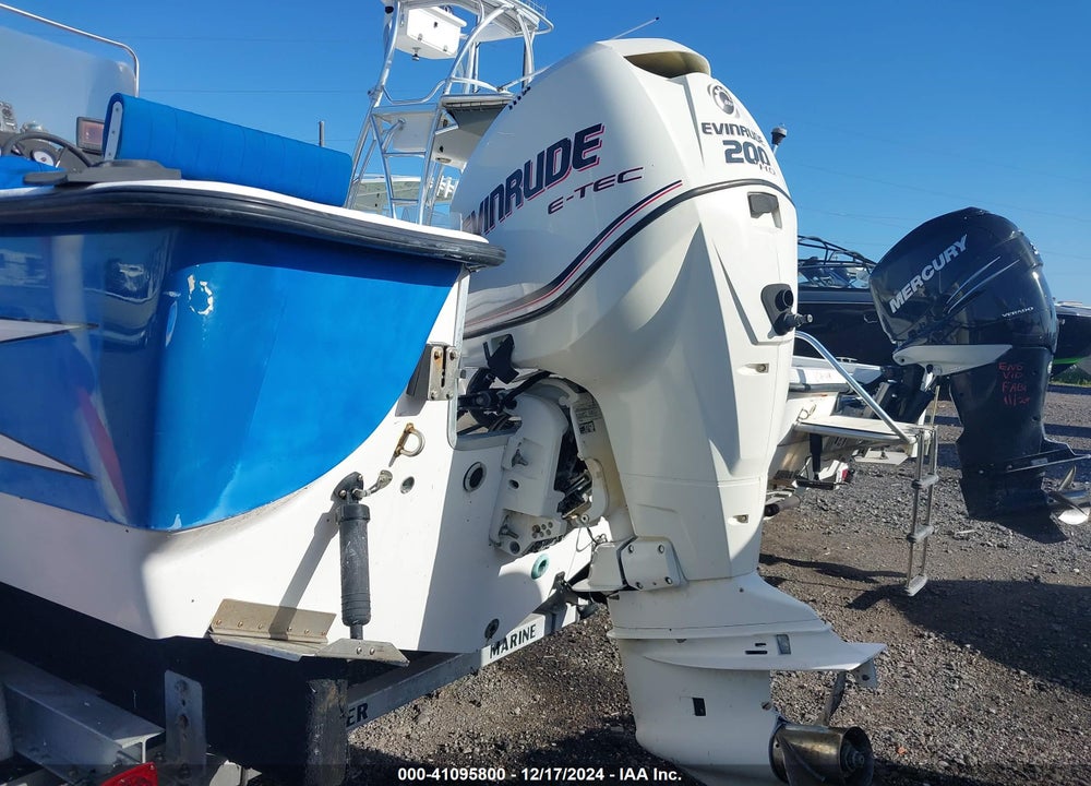 1997 HYDRA-SPORTS BOAT VIN: HSX901371697