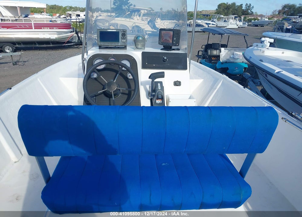 1997 HYDRA-SPORTS BOAT VIN: HSX901371697