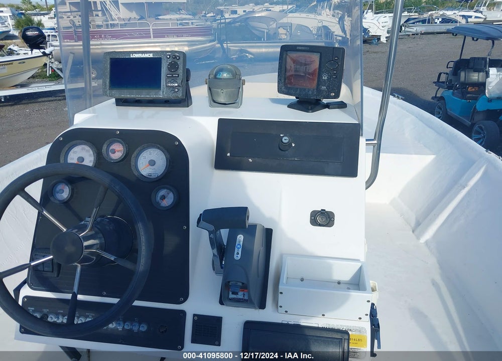 1997 HYDRA-SPORTS BOAT VIN: HSX901371697