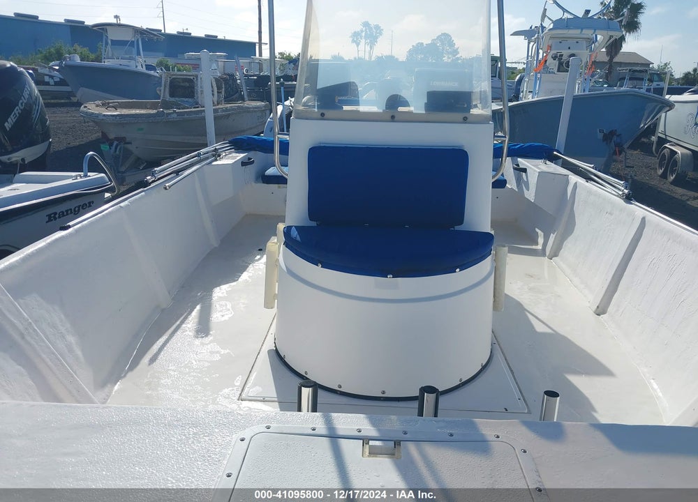 1997 HYDRA-SPORTS BOAT VIN: HSX901371697